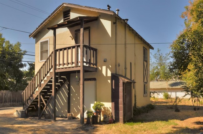 20 W 28th St in Merced, CA - Building Photo - Other