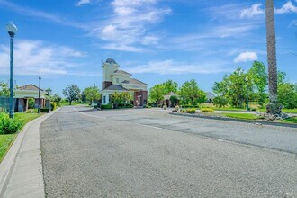 402 Palisades Dr in Rio Vista, CA - Building Photo - Building Photo