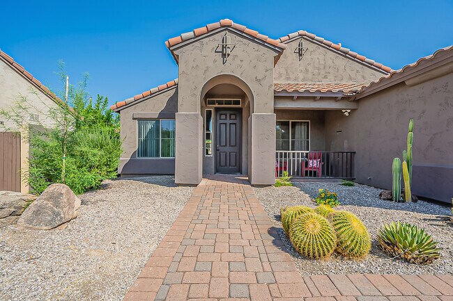 3030 W Donatello Dr in Phoenix, AZ - Foto de edificio - Building Photo