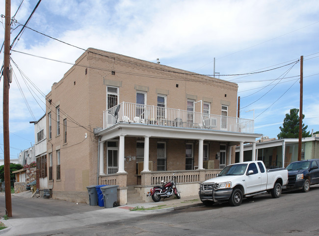 711-713 N Lee St in El Paso, TX - Building Photo - Building Photo