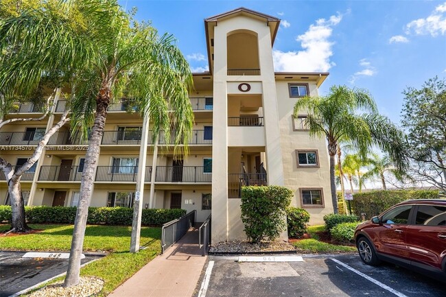 801 SW 141st Ave, Unit 312O in Pembroke Pines, FL - Building Photo - Building Photo