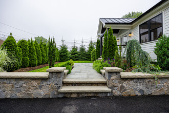 13 Nelson St in Stamford, CT - Building Photo - Building Photo