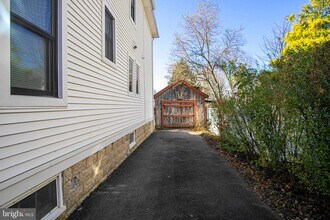 9 Academy St in Princeton, NJ - Foto de edificio - Building Photo