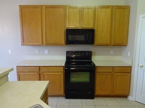3108 Silverado Cir in Green Cove Springs, FL - Foto de edificio - Building Photo