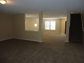 10395 Butler Dr in Brownsburg, IN - Foto de edificio - Building Photo