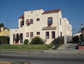 3844-3848 Arlington Ave in Los Angeles, CA - Building Photo - Building Photo