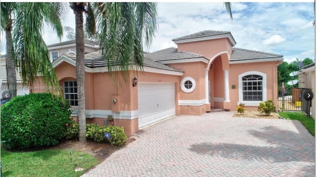 8291 Hampton Wood Dr in Boca Raton, FL - Building Photo - Building Photo