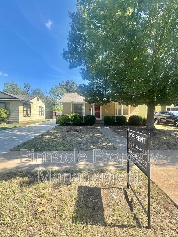 210 Midget St in San Angelo, TX - Building Photo - Building Photo