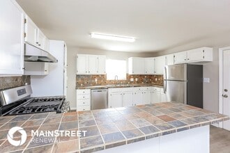 413 N Seminole Dr in Independence, MO - Building Photo - Building Photo