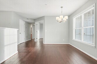 421 Rivertree Ln in Winston-Salem, NC - Building Photo - Building Photo