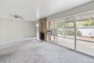 6734 Barnhurst Dr in San Diego, CA - Building Photo - Building Photo