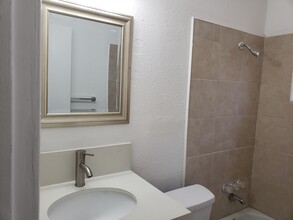 1201 N College St in Killeen, TX - Building Photo - Building Photo