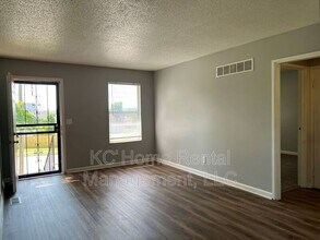 1633 Jackson Ave in Kansas City, MO - Building Photo - Building Photo
