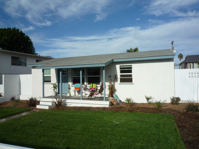 4846 Santa Cruz Ave in San Diego, CA - Building Photo - Building Photo