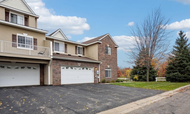 18422 Lafayette Way in Lakeville, MN - Building Photo - Building Photo