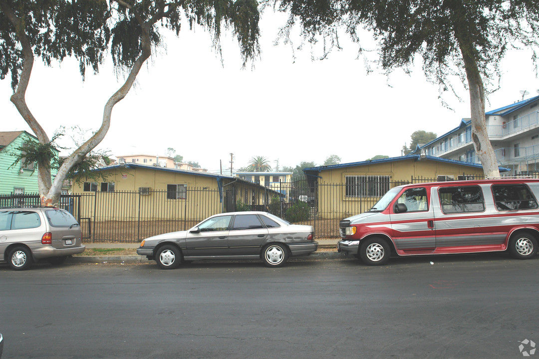 3333-3339 Drew St in Los Angeles, CA - Building Photo