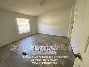 1001 Pleasantdale Cir in Sparks, GA - Building Photo - Building Photo