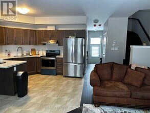 166 Rosie St in Blue Mountains, ON - Building Photo - Building Photo