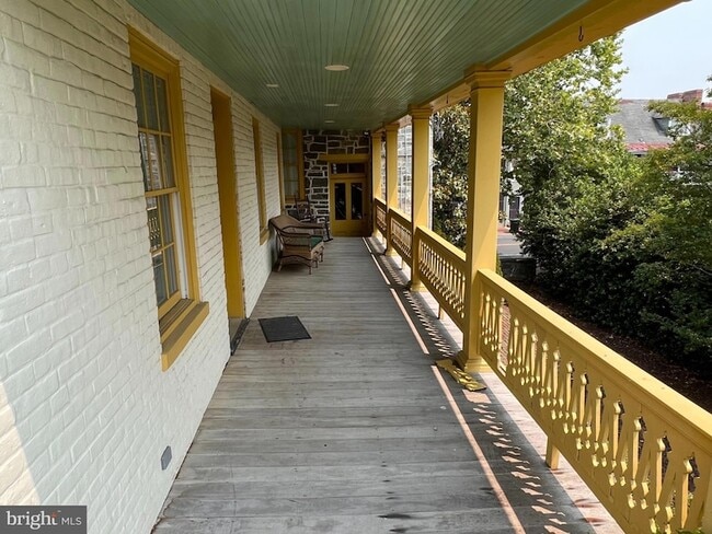 15 S Braddock St in Winchester, VA - Foto de edificio - Building Photo