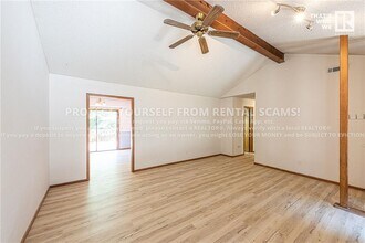 424 E Malinda Dr in Fayetteville, AR - Building Photo - Building Photo