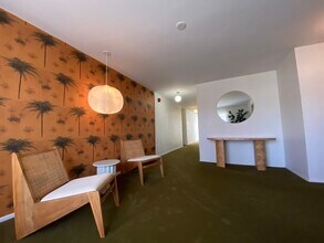 New Hampshire Luxurious in Los Angeles, CA - Building Photo - Building Photo