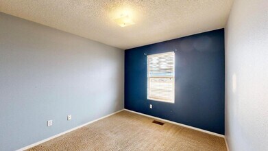 2946 Payton Trail SW in Albuquerque, NM - Building Photo - Building Photo