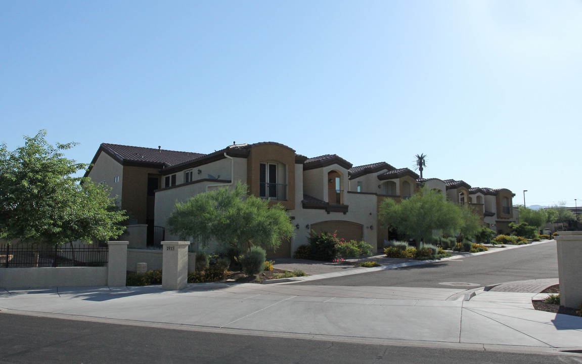 Ridgeview Townhomes in Mesa, AZ - Building Photo