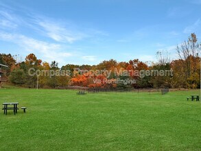 1605 Bacon Ave in Portage, MI - Building Photo - Building Photo
