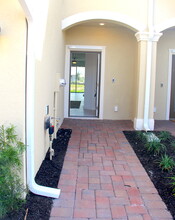 2792 Blossom Way in Naples, FL - Building Photo - Building Photo