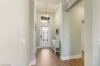 8047 Princeton Dr in Naples, FL - Building Photo - Building Photo