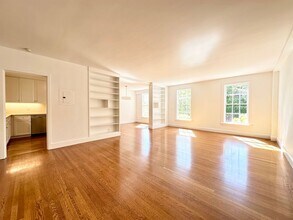2999 Pacific Ave in San Francisco, CA - Building Photo - Building Photo