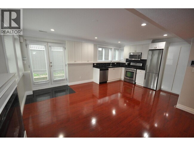 1620 SW Marine Dr in Vancouver, BC - Building Photo - Building Photo