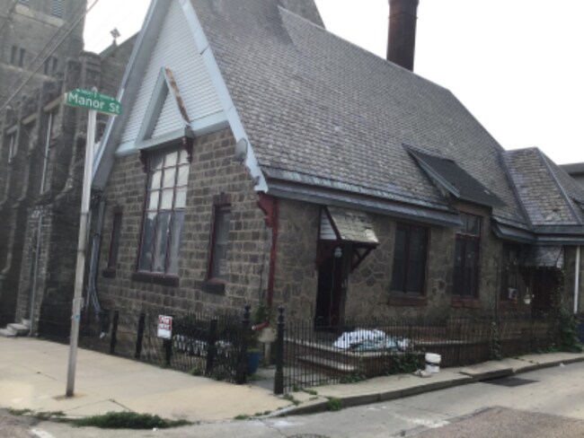 3849 Terrace St photo'