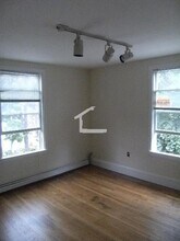 774 Parker St, Unit 2 in Boston, MA - Building Photo - Building Photo