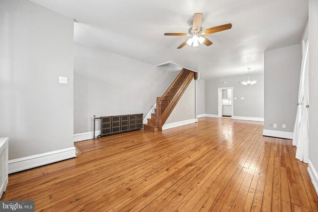 property at 437 Roxborough Ave