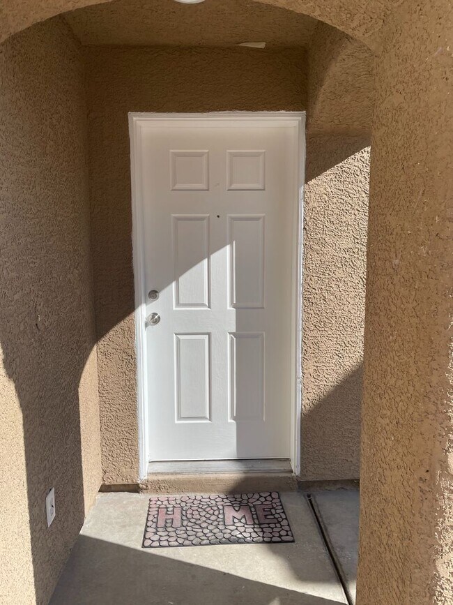 6320 Blue Twilight Ct in Las Vegas, NV - Building Photo - Building Photo