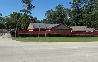 Lakewood Townhomes in Huffman, TX - Foto de edificio - Building Photo