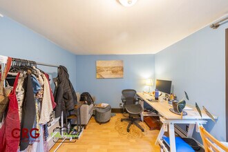 11 Beecher Ter, Unit 2 in Newton, MA - Foto de edificio - Building Photo