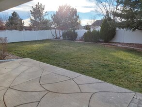 6883 Mount Democrat St in Wellington, CO - Building Photo - Building Photo