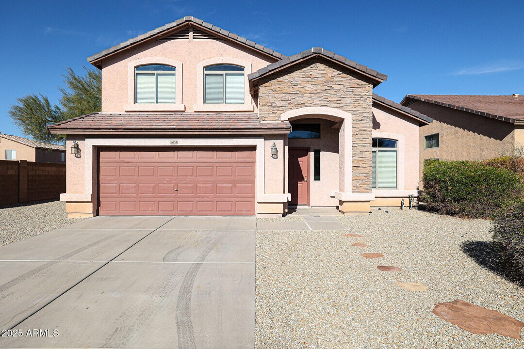 15994 W Jackson St in Goodyear, AZ - Building Photo