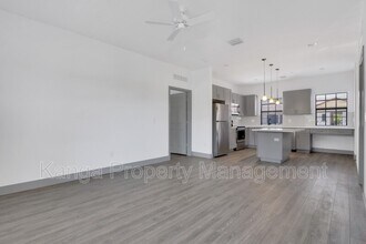 600 NE 14th Ct in Fort Lauderdale, FL - Building Photo - Building Photo
