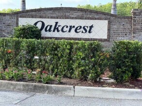 673 Cresting Oak Cir in Orlando, FL - Building Photo - Building Photo