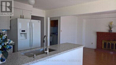 24 Militia Trail in Markham, ON - Building Photo - Building Photo