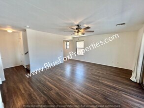 6863 S Cottontail Run Ave in Tucson, AZ - Building Photo - Building Photo