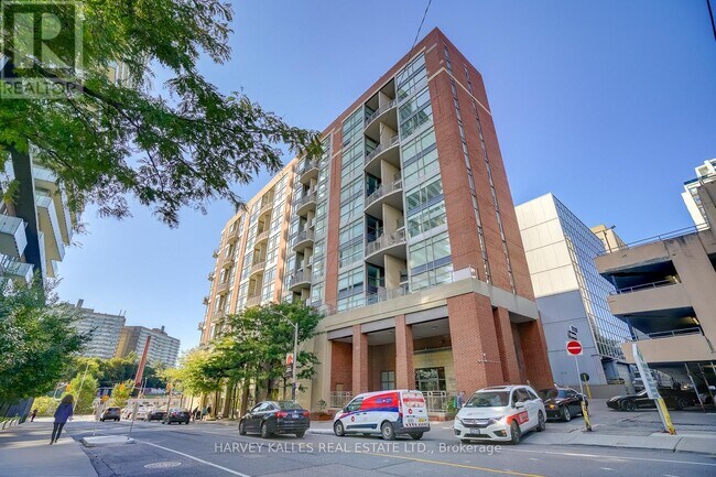 property at 18-1118 Merton St