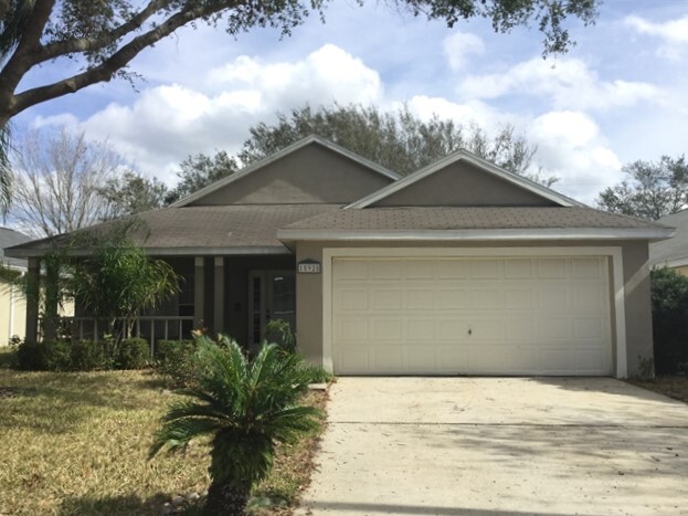 15928 Autumn Glen Ave in Clermont, FL - Foto de edificio - Building Photo