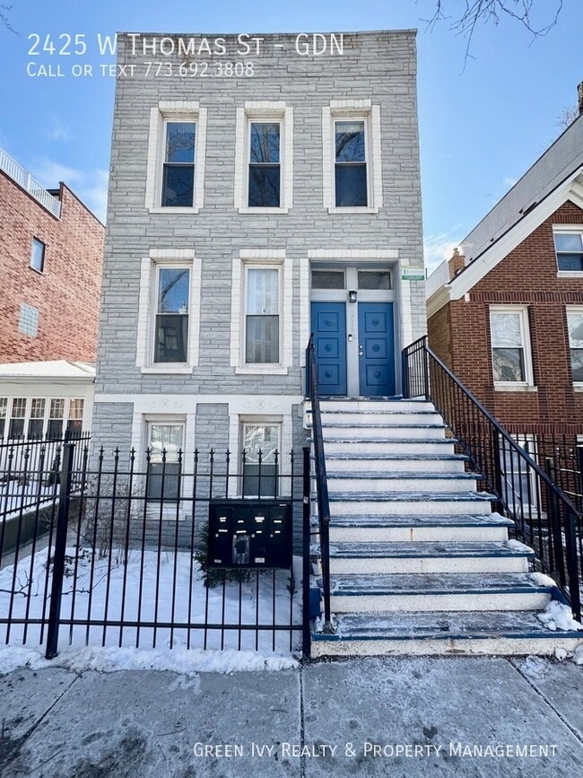 property at 2425 W Thomas St