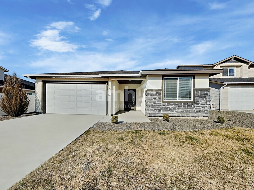 5124 W Milliron Dr in Meridian, ID - Foto de edificio