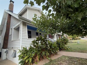 6015 Elizabeth Ave in St. Louis, MO - Building Photo - Building Photo