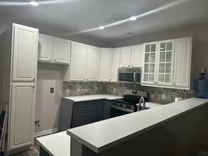 10606 Hobbs Creek Ln in Charlotte, NC - Building Photo - Building Photo